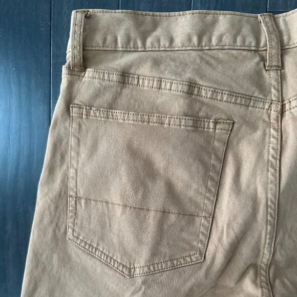 Free Assembly Tan Men's 32W x 32L Chino Pants - Picture 12 of 15
